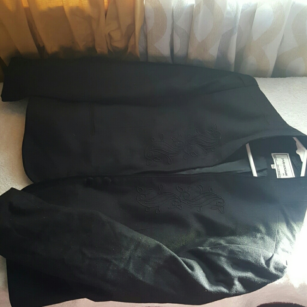David benjamin I don't know if is jacket..